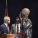 UFO nad Arizonou 1997 - 1 – Návštěva mimozemšťana na tiskové konferenci guvernéra – youtube