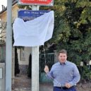 Místostarosta Prahy 8 slavnostně odhaluje informační tabule - 3 Klapkova