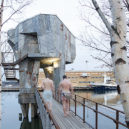 Výstava Sauna/Architektura požitku v Paláci YMCA - 4_foto z výstavy v Paláci YMCA_studio Raumlabor_sauna v bývalém doku v Gothenborgu Švédsko_foto raumlaborberlin_repro zdarma