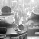 Východoněmecké povstání 1953 - 9 – Východoněmecké povstání – dva z více jak 600 tanků Sovětské armády – youtube.