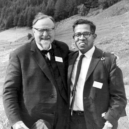 Oparin - Aleksandr Oparin a Cyril Ponnamperuma, vědec ze Srí Lanky, zabývající se vznikem života. Zkoumal měsíční prach získaný v rámci projektu Apollo – researchgate