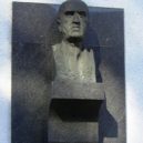 Alois Musil - Alois Musil, busta na rodném domě v Rychtářově. – wikipedia