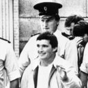 Lord Mountbatten - Atentátník Thomas MacMahon, zatčený dvě hodiny po výbuchu bomby, na jachtě Louis Mountbattena (1979) -dv