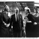 Pan Am - Betty a Juan Trippeovi s první dámou Mamie Eisenhowerovou v Boeingu 707 (16. říjen 1958) – Pan Am Historical Foundation