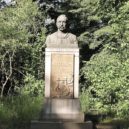 František Kmoch - Busta Františka Kmocha na Kmochově ostrově v Kolíně – wikipedie