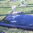 Anna Nicole Smithová - Evans Monument Company