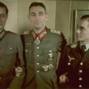 Eduard Dietl - Generálplukovník Eduard Dietl (uprostřed) – Third Reich Color Pictures