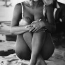 Anna Nicole Smithová - Gues jean – Starcasm
