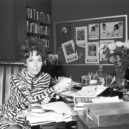 Helen Gurley Brownová - Helen Gurley Brown byla editorkou Cosmopolitanu o roku1965 do roku 1997 – The New York Times