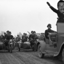 Günter Wilhem Grass - Karikatura Guntera Grasse – mezi kamarády zbraní SS – Torsun – blogsport