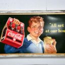 Coca-Cola ve třech staletích - Kartona na 6 lahví Coca-coly – 2 LiveAuctioneers