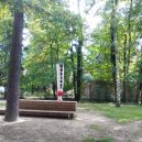 V Klánovicích vznikají sochy věnované slavným, kteří se setkali s rakovinou - Klánovice 4