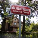 V Klánovicích vznikají sochy věnované slavným, kteří se setkali s rakovinou - Klánovice 5