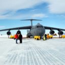Gejzír radosti - Lockheed C-141 – Wikimedia Commons