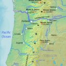 Mount St Helens - Mapa Kaskádového pohoří – vyznačeny jsou hlovní vulkány – wikipedia