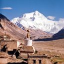 Mount Everest - Mt.Everest od tibetské svatyně