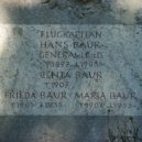 Hitlerův pilot - Náhrobní deska Hanse Baura – Find A Grave
