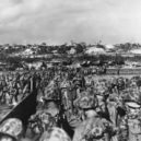 Bitva o Okinawu 1945 - Námořní pěchota se vyloďuje na Okinawě