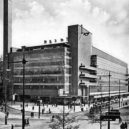 Bílá labuť - Obchodní dům De Bijenkorf Rotterdam 12930 – 1940 – wikipedia