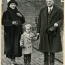 Lou Hooverová - Prezident Hoover se ženou Lou a s vnučkou – 1931 – hoover archives