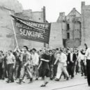 Východoněmecké povstání 1953 - Protestující vyzývají ke snížení norem ve východním Berlíně 16. června 1953 – NDR