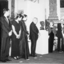 Monacký kníže Rainier III. - Rainier, Albert, Caroline, Stéphanie, Nancy Reagan a Robert McCormick Adams v říjnu 1986 – wikipedia