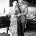 Sukarno - Ratna Sari Devi a Sukarno – Cerpen