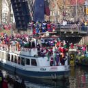 Sinterklaas a Černý Pete - SINTERKLAAS PŘIPLOUVÁ- wikipedia