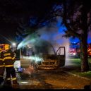 Hasiči bleskově zlikvidovali požár dodávky - Sever krimi požár v Brandýse 4