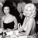 Anna Nicole Smithová - Sophia Loren a Jayne Mansfield – kingofcomedy.wordpress.