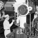 Coca-Cola ve třech staletích - Stáčírna Coca-Coly v Montréalu v Kanadě 8. ledna 1941 – wikipedia