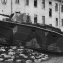 Rapallská smlouva 1922 - Střední tank Grosstraktor Daimler-Benz jako památník před kasárnami 5.Panzer Regiment, Wünsdorf – – Tanková škola v Kazani idnes