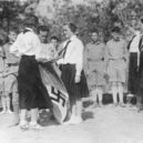 Baldur von Schirach a Hitlerjugend - China, Tientsin, HJ und BDM Vereidigung