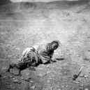 Jak Britové dobyli Tibet - Tibetský válečník po setkání s Brity – palba.cz