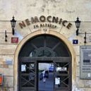 Svatá Alžběta Durynská - Vstup do nemocnice sv. Alžběty na Novém Městě v Praze – wikipedie