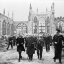 Wolfram von Richthofen - Winston Churchill procházející trosky Coventryské katedrály – wikipedie