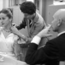 Yul Brynner - Yul Brynner (náruživý kuřák) se svou druhou ženou Doris Kleiner – www.whosdatedwho