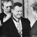 Zbigniew Brzeziński - Zbygniev Brzezinski – udílení ´Prezidentské medaile svobody´ roku 1981 – The Independent