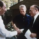 Menachem Begin - Zleva – Anvar Sadat, Jimmy Carter a Menachem Begin během mírových jednání v Camp Davidu, 1978 – wikipedie