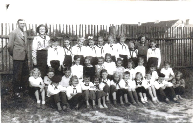 Povinná školní docházka jen šest let. Jaká byla historie českých škol