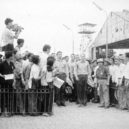 Američtí zajatci ve Vietnamu - john-mccain-pow-vietnam-release