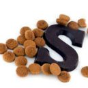 Sinterklaas a Černý Pete - ČOKOLÁDOVÉ PÍSMENO –