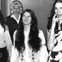 Sharon Tate - Část ´rodiny´ Charlese Mansona u soudu – Susan Atkins, Leslie van Houten a Patricia Krenwinkel -youmustremeberthis
