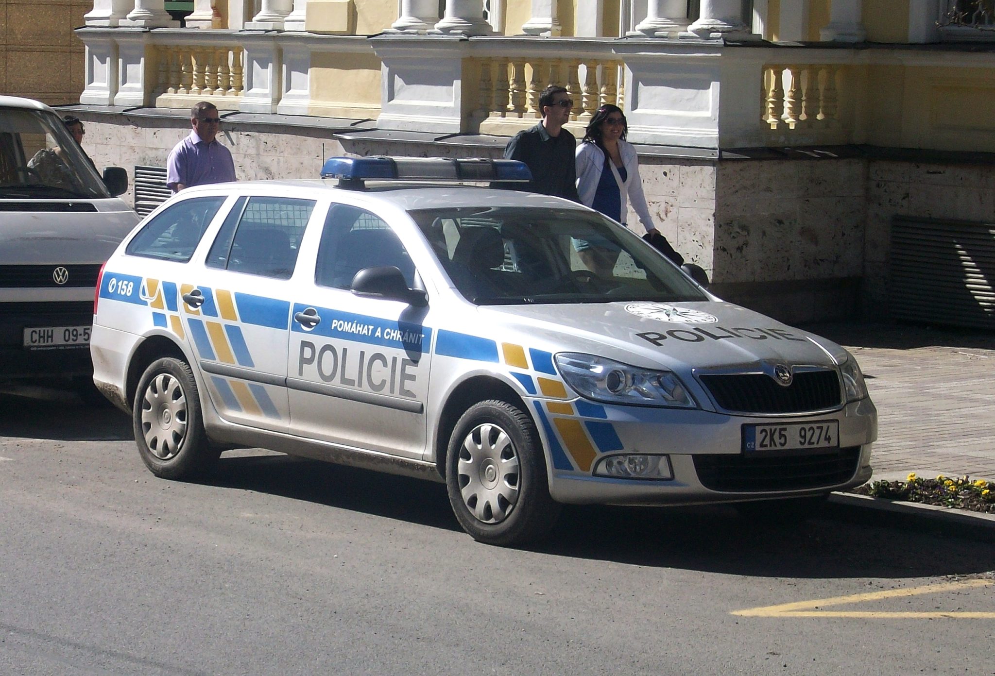 Únos tříletého dítěte, nebo problémy partnerů? Holčička je s matkou v Německu