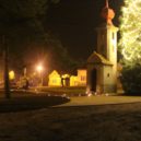 Vánoční stromky zkrášlí obce již tento týden. Kdy a kam se můžete přijít podívat na jejich rozsvěcení? - loni Popovice_zahajeni adv_zdr BrNL-StaBol