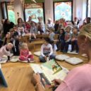 Čtení pod hvězdou – Hostivice - Čtení pod hvězdou, Lucie Borhyová, Fíček, školka (5)
