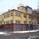 Praha 7 varuje: Nedávejte Nemocnici Na Františku do soukromých rukou! - 1 nemocnice_Na_Františku_nároží_Dvořákovo_nábřeží_-_Kozí_zdroj_prispevatele_Wikipedie