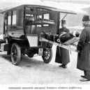 160 let záchranné služby v Praze - 3 První_sanitní_automobil_1911 zzs