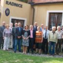 Kolodějští chtějí zachování okružní křižovatky, podepisují petici - Budova radnice – zdroj prag.eu