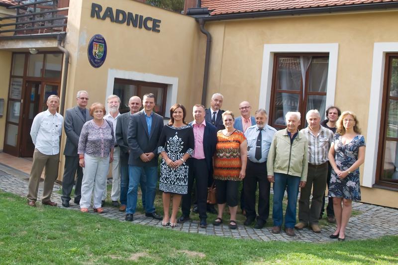 Kolodějští chtějí zachování okružní křižovatky, podepisují petici